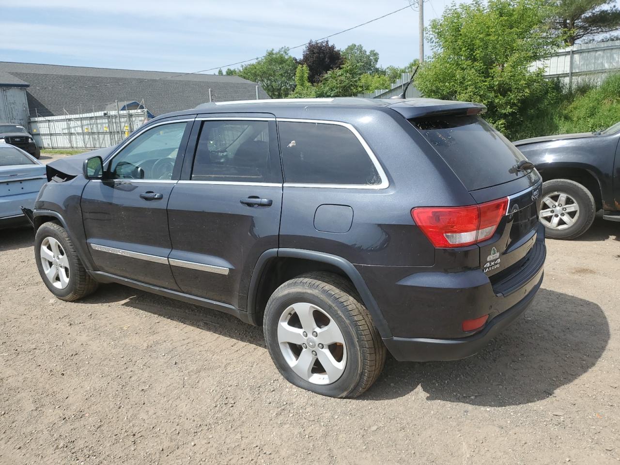 2012 Jeep Grand Cherokee Laredo vin: 1C4RJFAG1CC221435