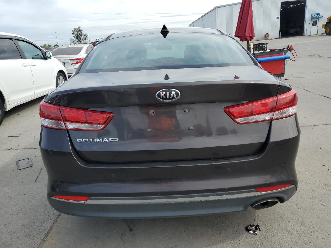 KNAGT4L37J5238920 2018 Kia Optima Lx