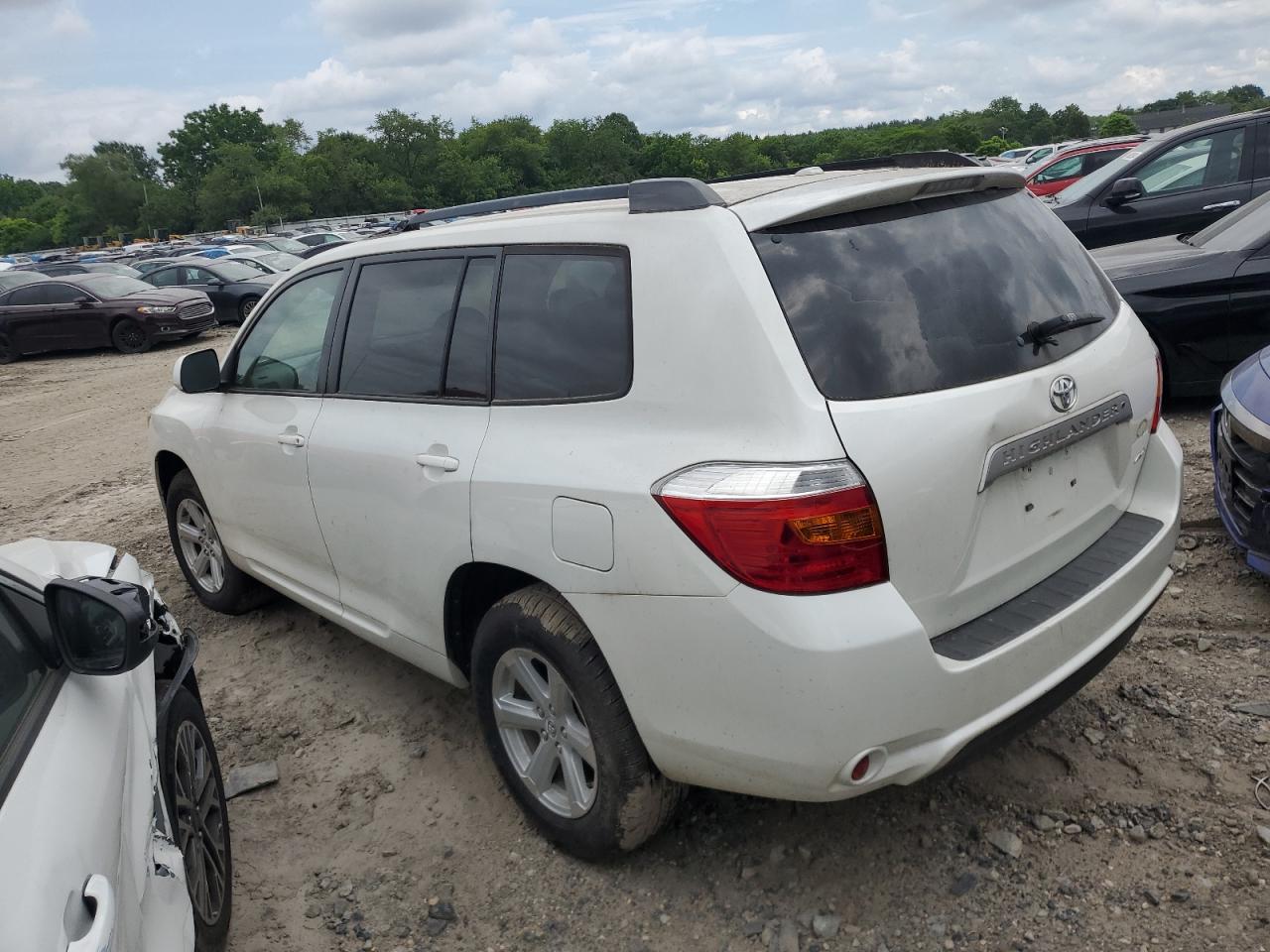 5TDJK3EH7AS039892 2010 Toyota Highlander Se