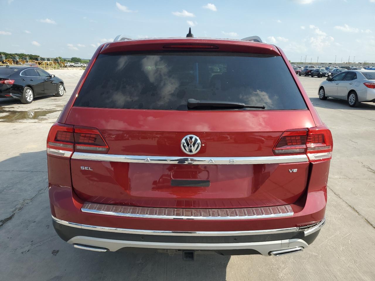 1V2ER2CA5KC612769 2019 Volkswagen Atlas Sel