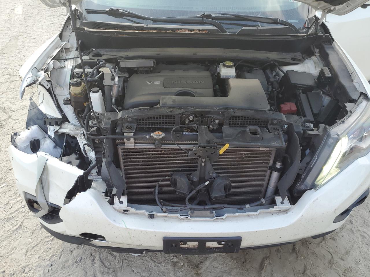 5N1DR2MM3JC649089 2018 Nissan Pathfinder S