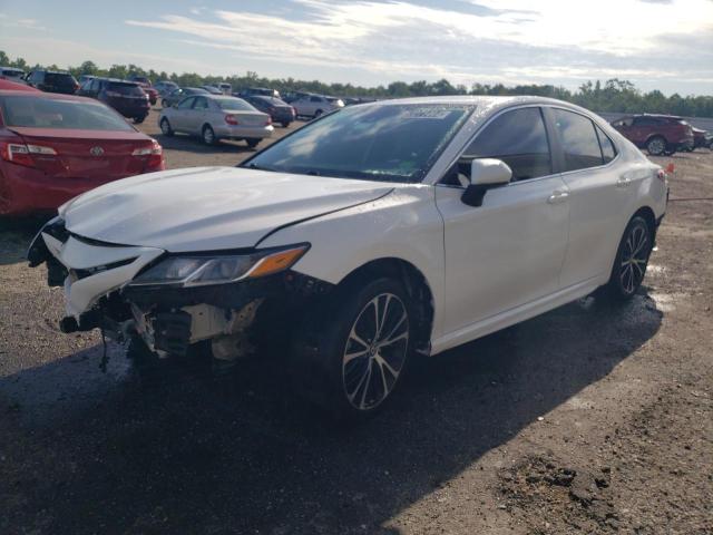 VIN 4T1B11HKXKU747551 2019 Toyota Camry, L no.1