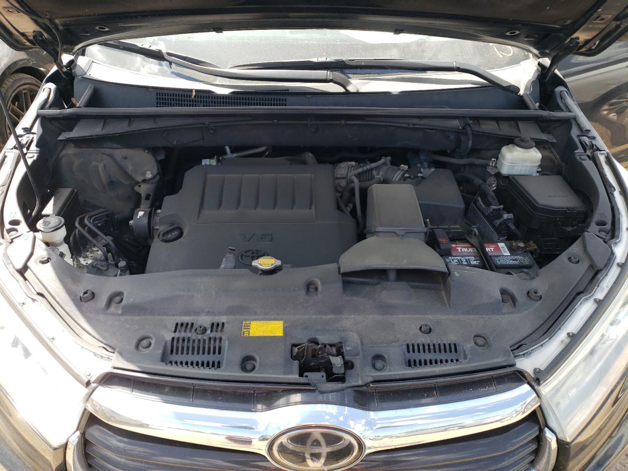 5TDDKRFHXFS075131 2015 Toyota Highlander Limited