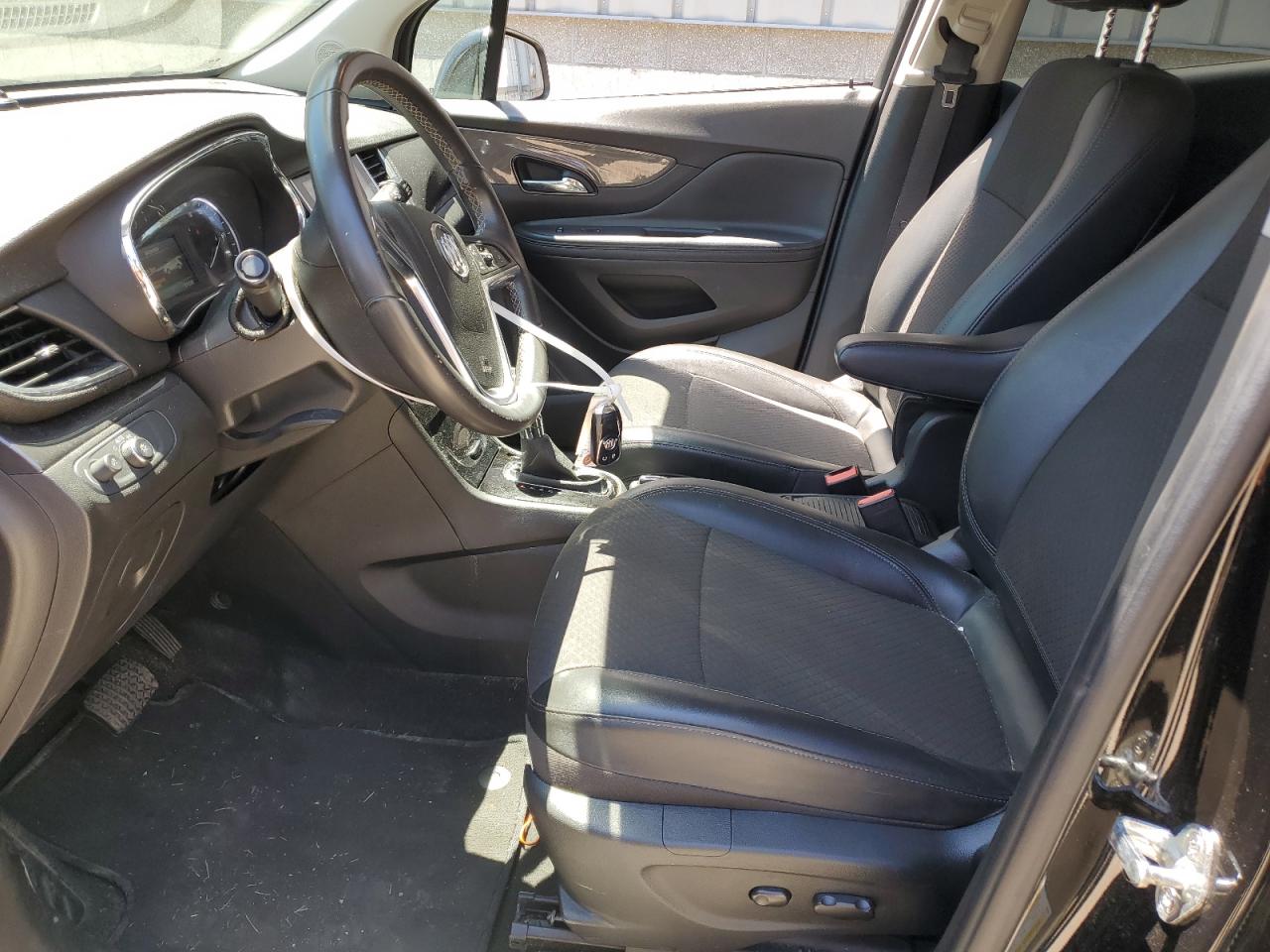 KL4CJASB1JB693255 2018 Buick Encore Preferred