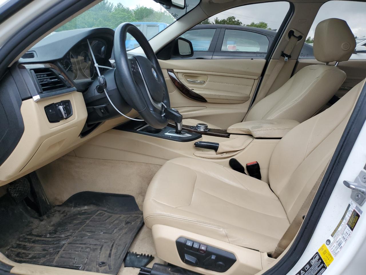 WBA3B5G50FNS13769 2015 BMW 328 Xi Sulev