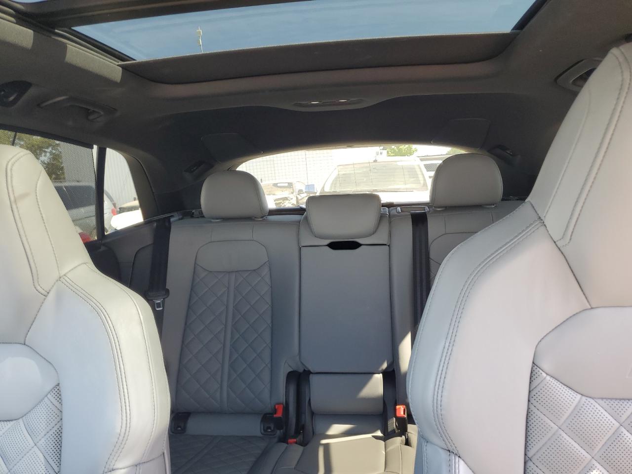 WA1CWAF12LD023742 2020 Audi Sq8 Prestige