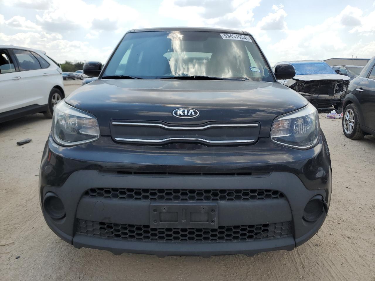 KNDJN2A22K7913032 2019 Kia Soul