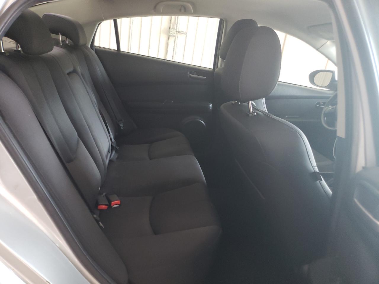 1YVHZ8BH2B5M17159 2011 Mazda 6 I