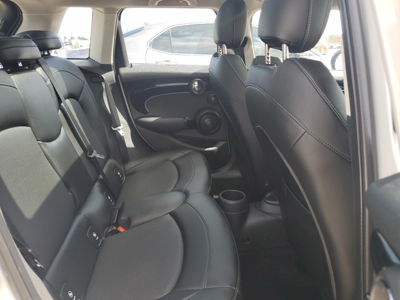 WMWXU3C51G2D29929 2016 Mini Cooper S