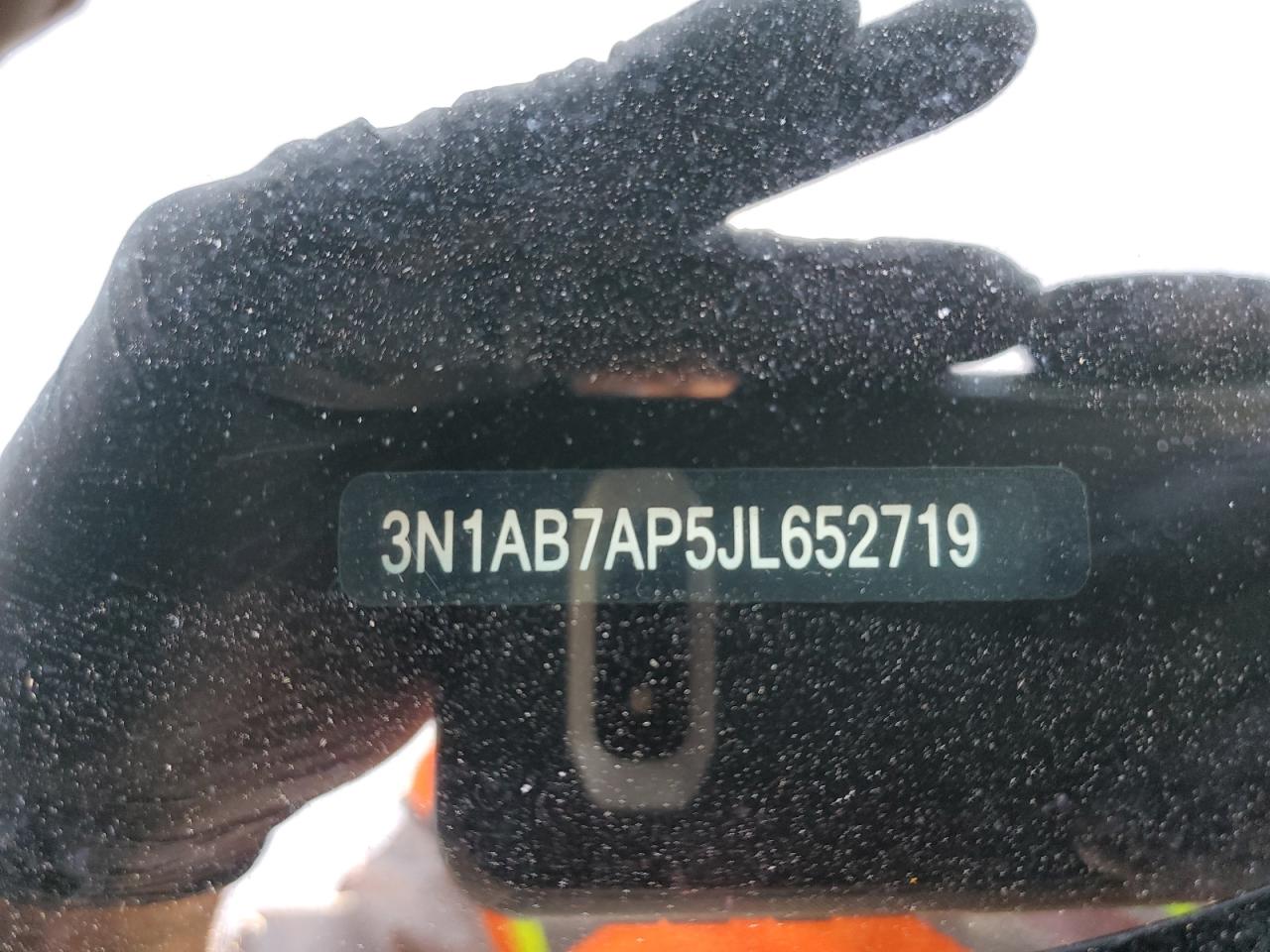 3N1AB7AP5JL652719 2018 Nissan Sentra S