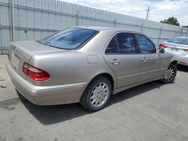 WDBJF82J6YX043119 2000 Mercedes-Benz E 320 4Matic