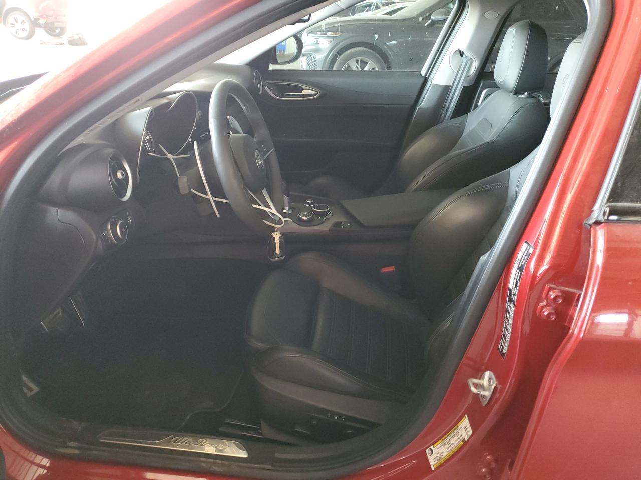 ZARFAMBN2K7621912 2019 Alfa Romeo Giulia Ti