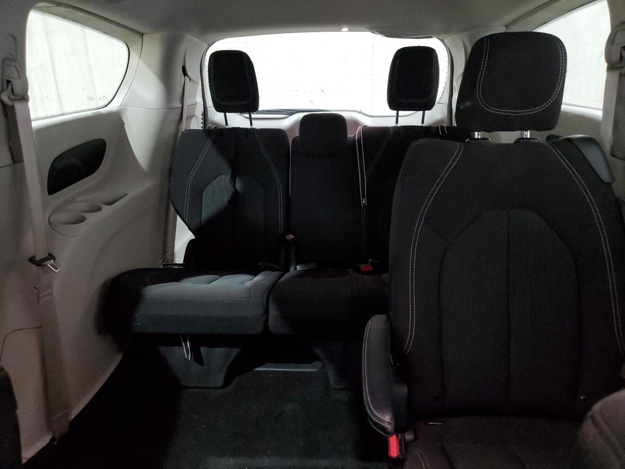 2C4RC1CG6PR530020 2023 Chrysler Voyager Lx