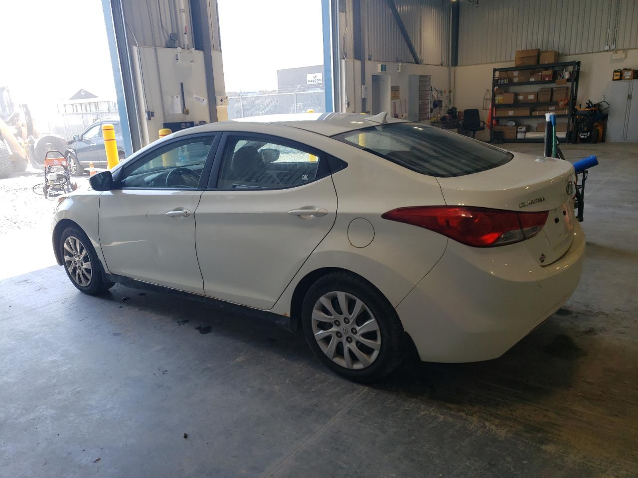 2012 Hyundai Elantra Gls vin: 5NPDH4AE8CH107722