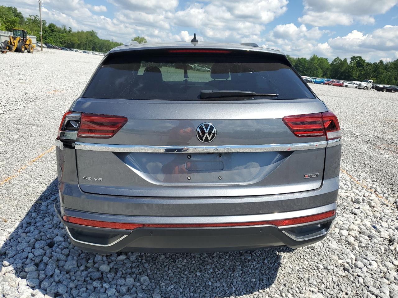 1V21E2CA8LC209686 2020 Volkswagen Atlas Cross Sport Se