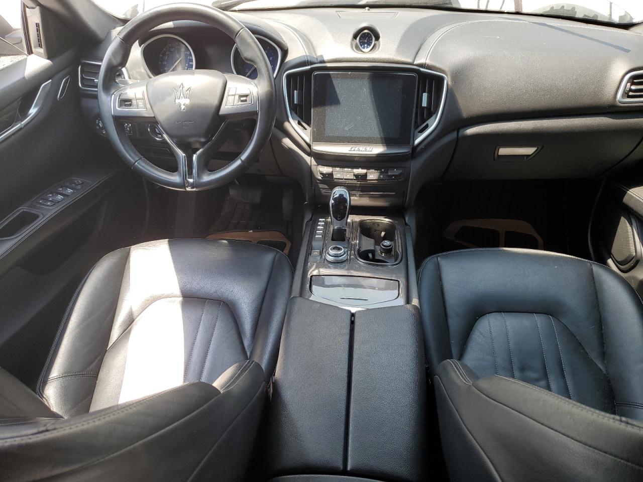 2018 Maserati Ghibli vin: ZAM57XSAXJ1284812