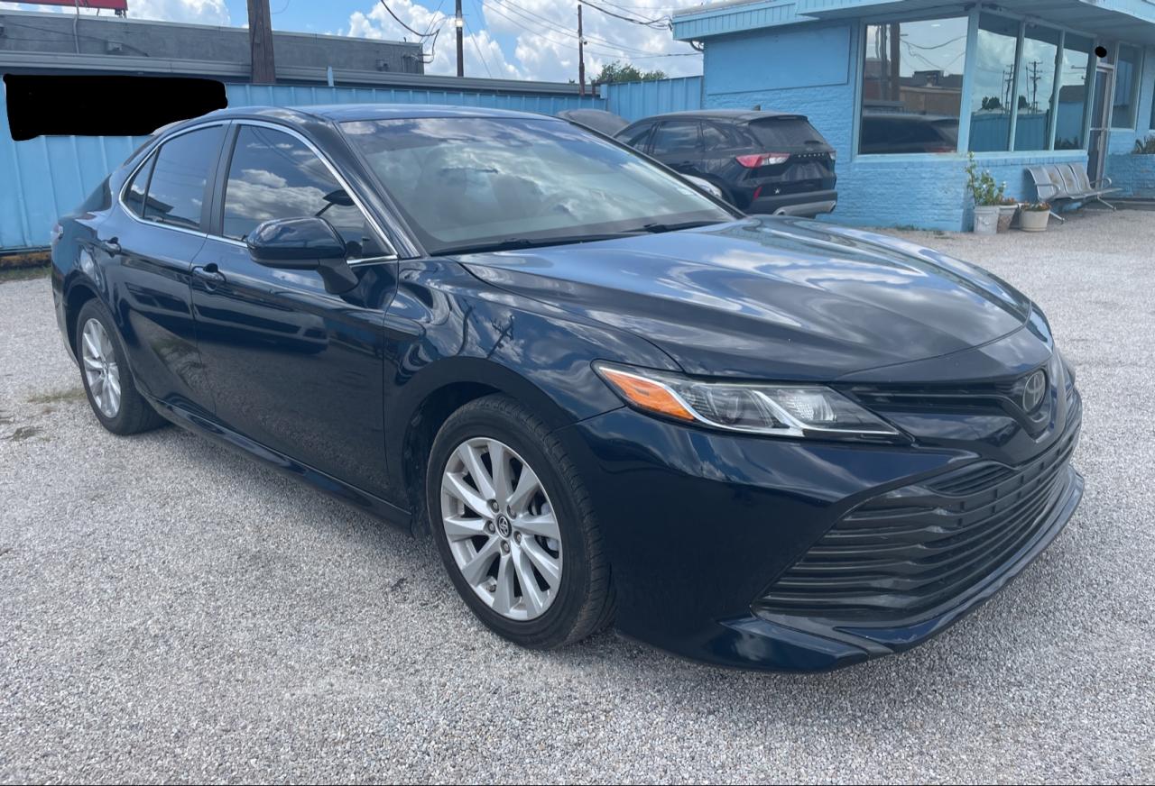 2018 Toyota Camry L vin: 4T1B11HK1JU594797