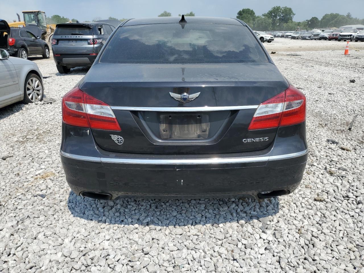 2013 Hyundai Genesis 3.8L vin: KMHGC4DD2DU244463