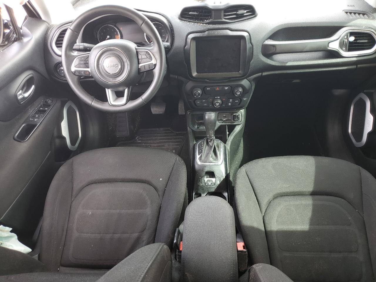 ZACCJABB0JPH59418 2018 Jeep Renegade Latitude