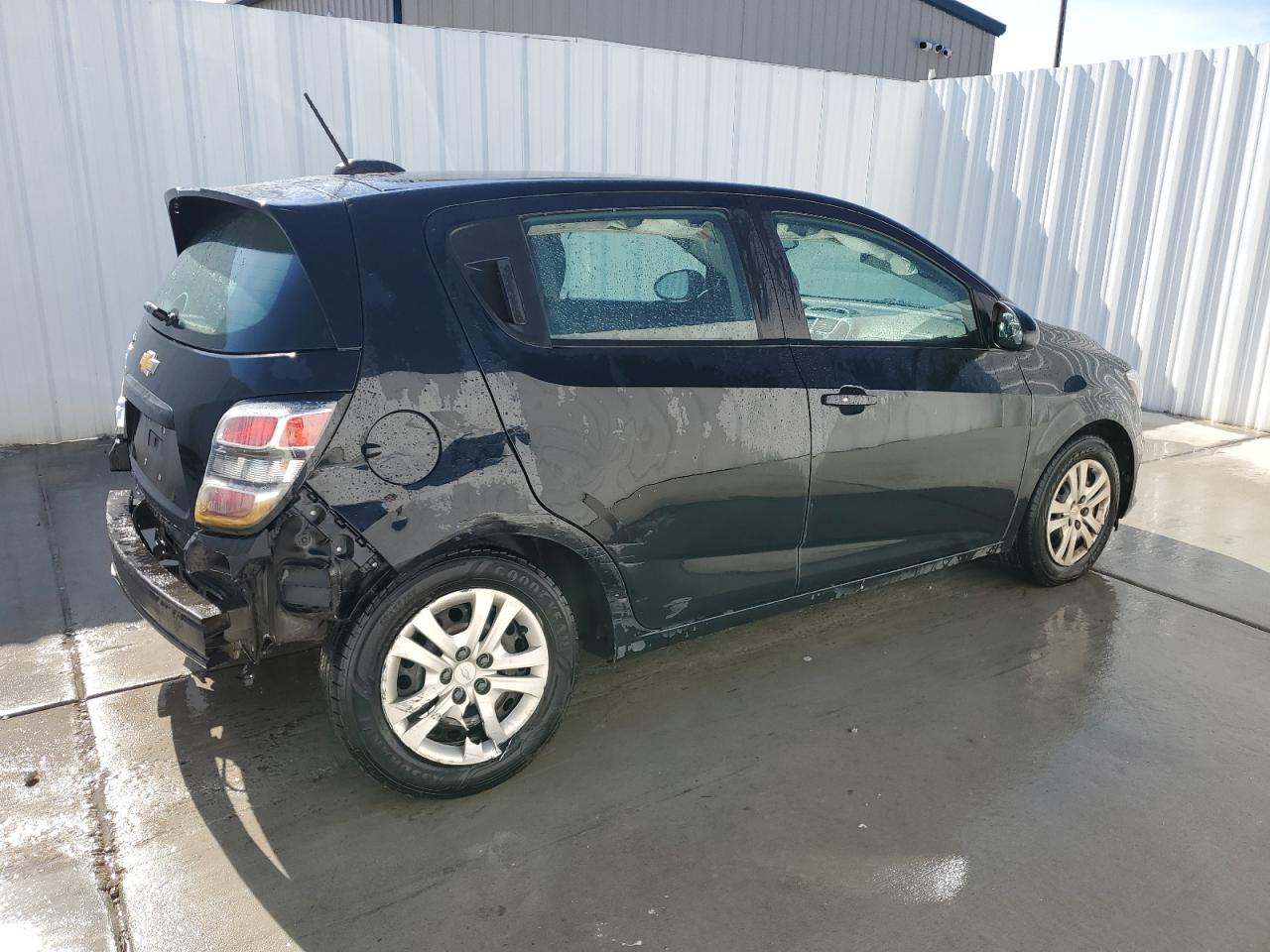 2020 Chevrolet Sonic vin: 1G1JG6SB4L4128653