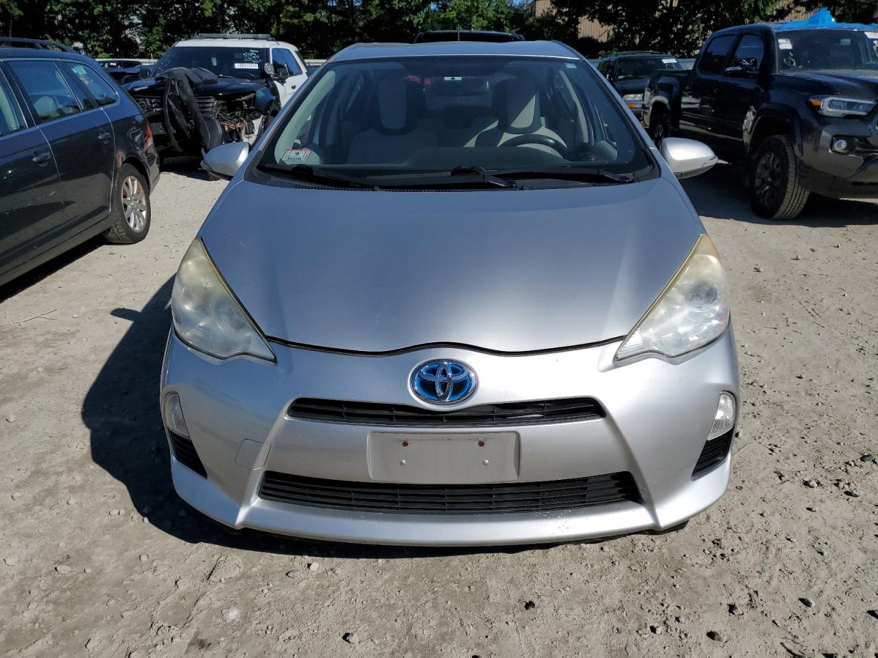 2012 Toyota Prius C vin: JTDKDTB35C1027523