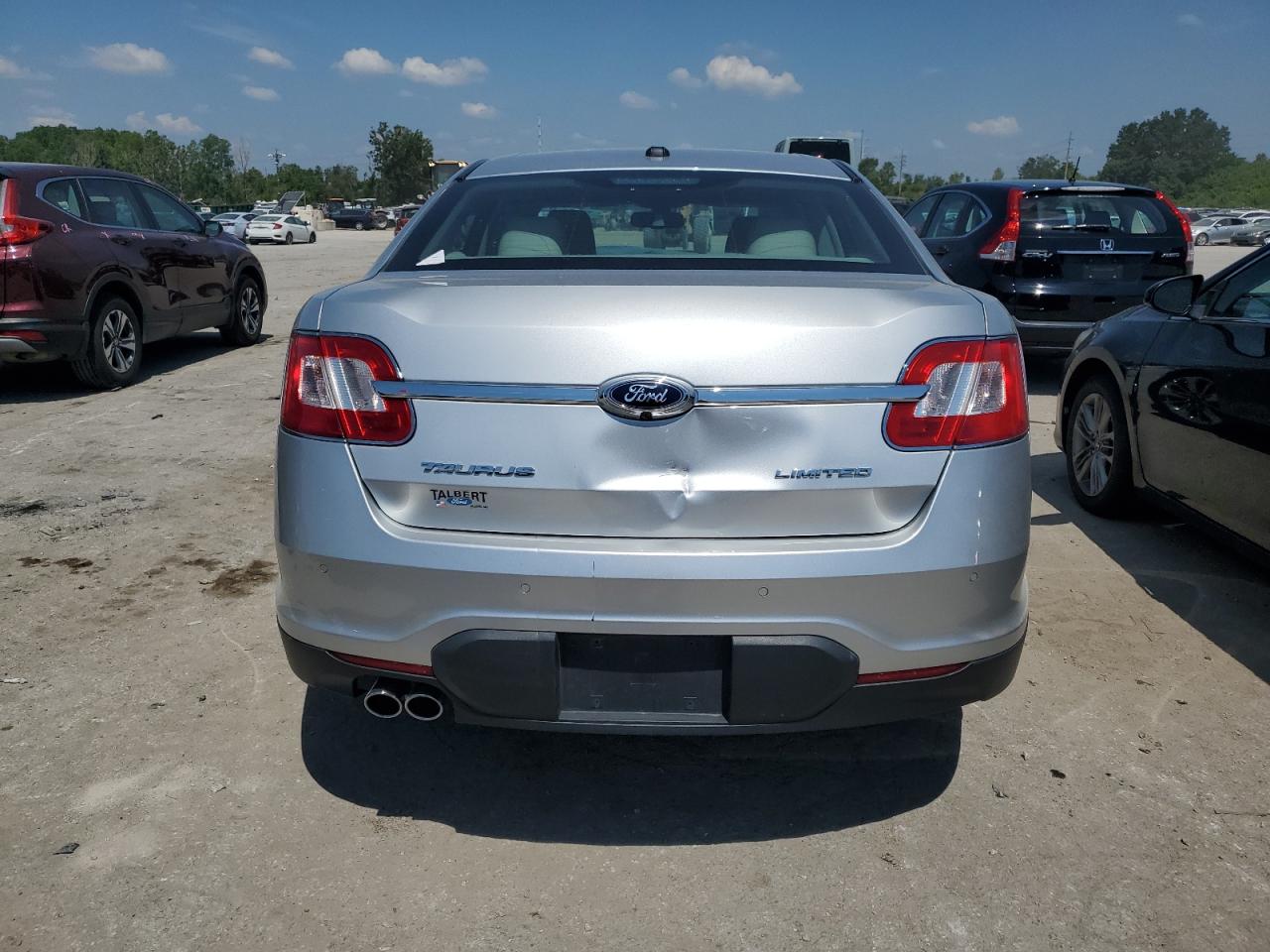 1FAHP2FW3BG127167 2011 Ford Taurus Limited