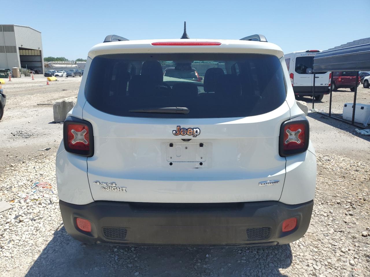 ZACCJBBT0FPB26052 2015 Jeep Renegade Latitude