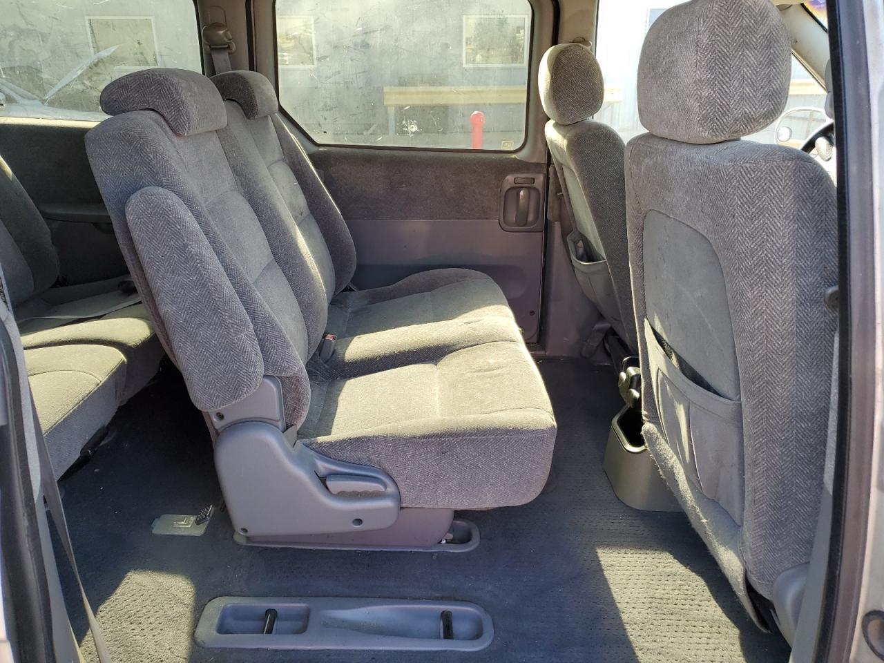 KNDUP131336379892 2003 Kia Sedona Ex