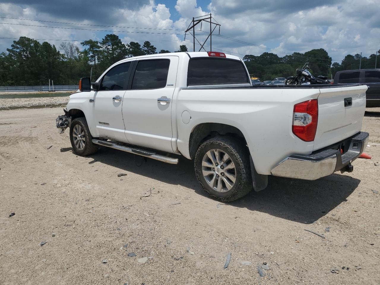 5TFFY5F12FX179402 2015 Toyota Tundra Crewmax Limited