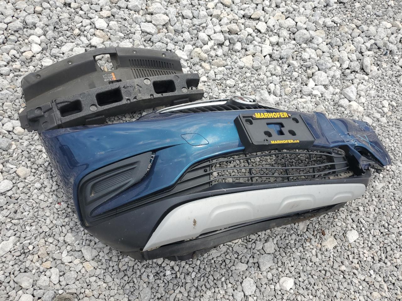 KL4CJASB5KB945980 2019 Buick Encore Preferred