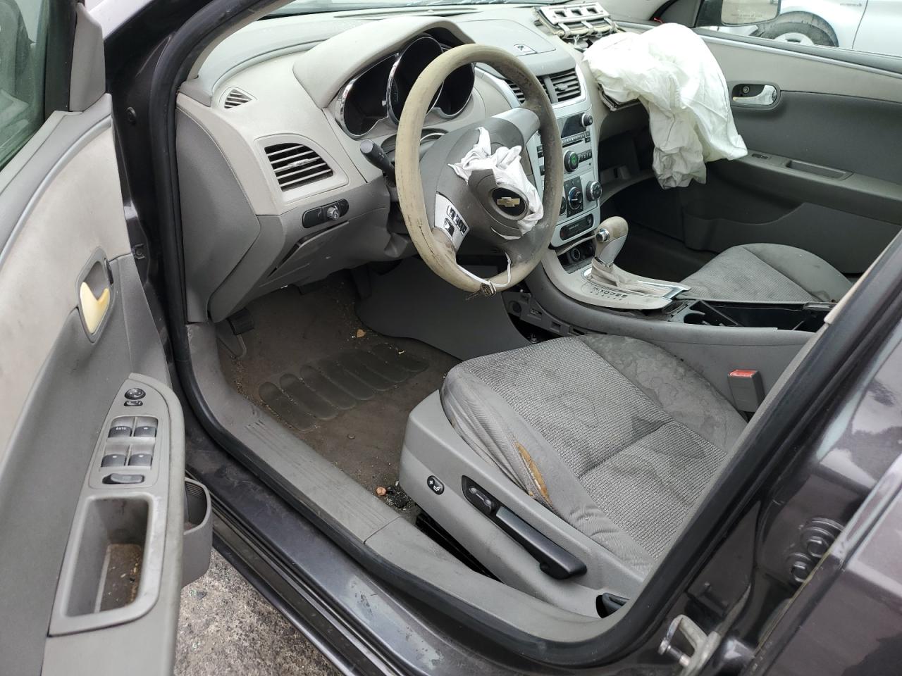 1G1ZA5E0XA4133510 2010 Chevrolet Malibu Ls