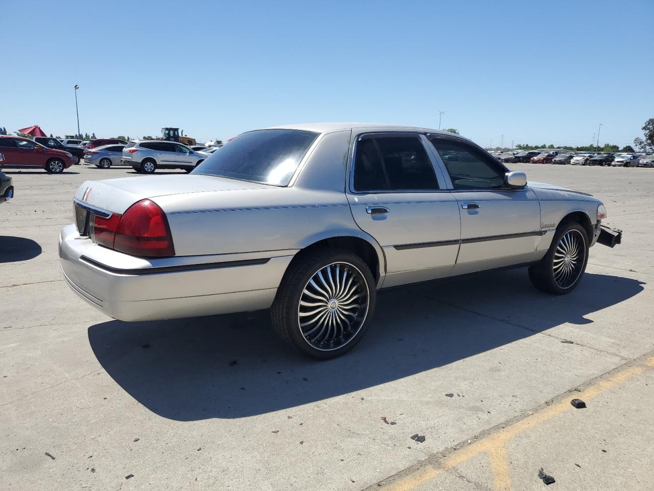 2MEFM75W43X712410 2003 Mercury Grand Marquis Ls