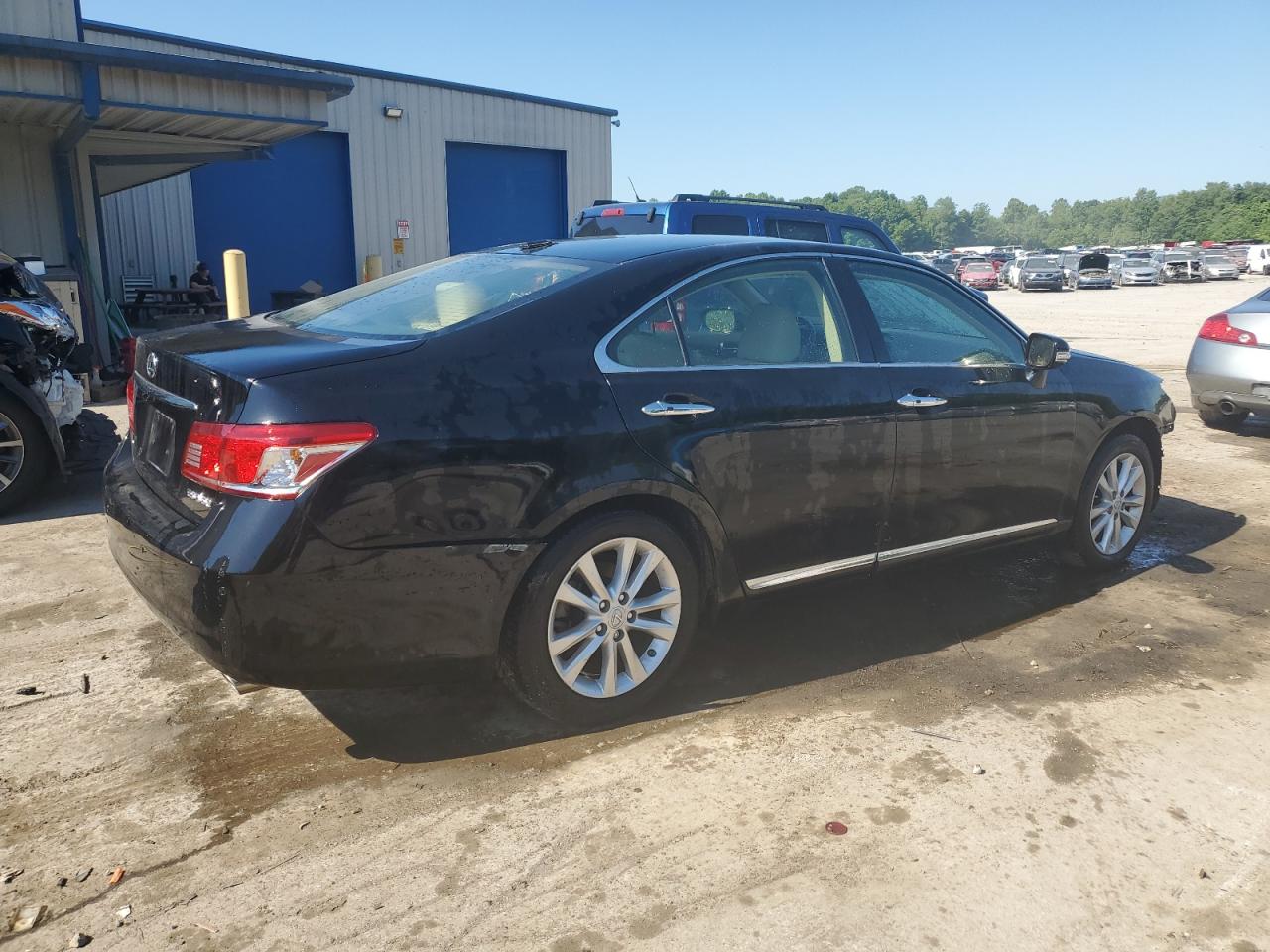 JTHBK1EG8B2437197 2011 Lexus Es 350