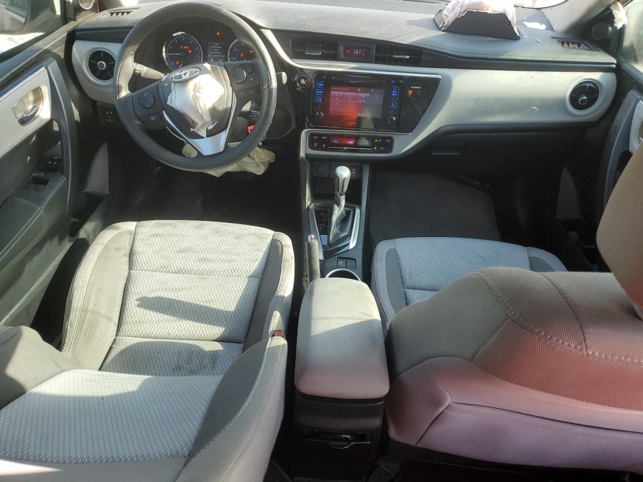 2017 Toyota Corolla L vin: 5YFBURHE5HP698964