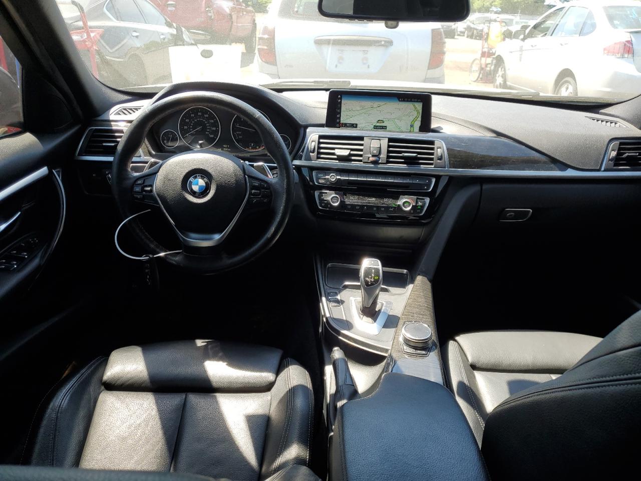 WBA8D9C54JEB35831 2018 BMW 330 Xi