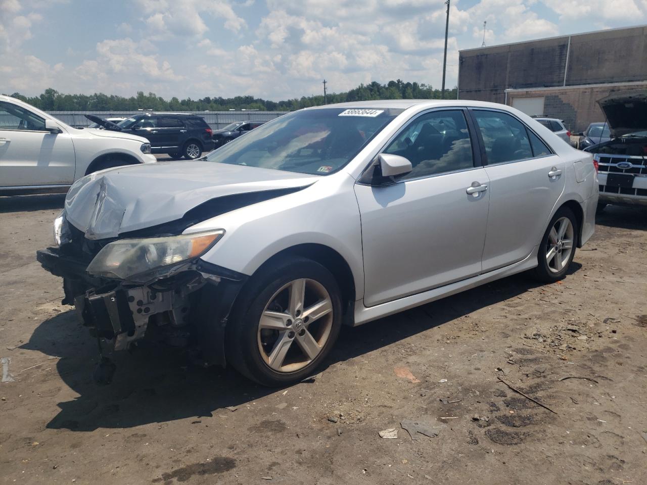 4T1BF1FK3EU456088 2014 Toyota Camry L