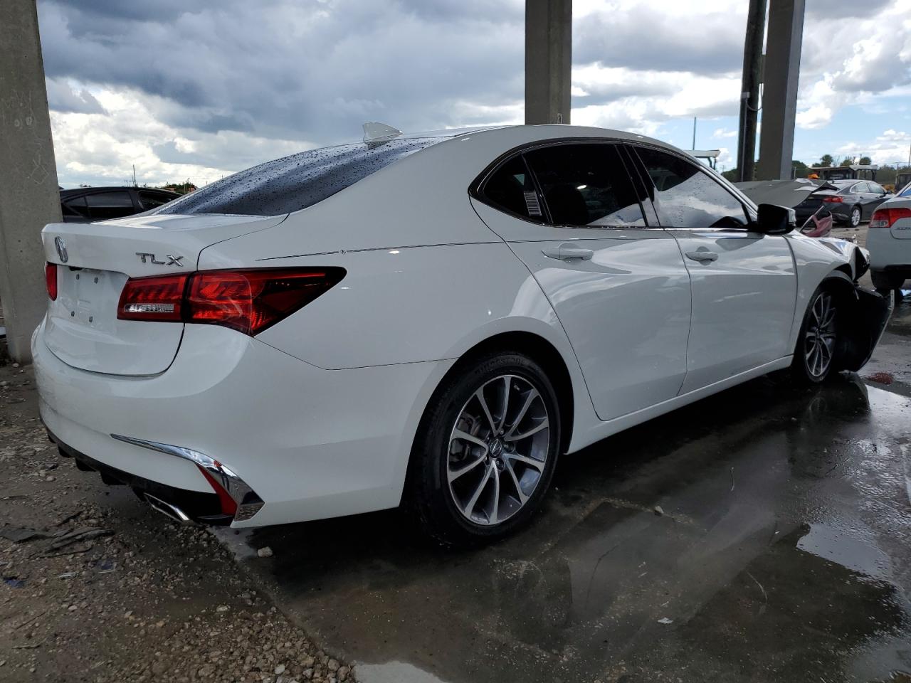 2018 Acura Tlx vin: 19UUB2F37JA011633