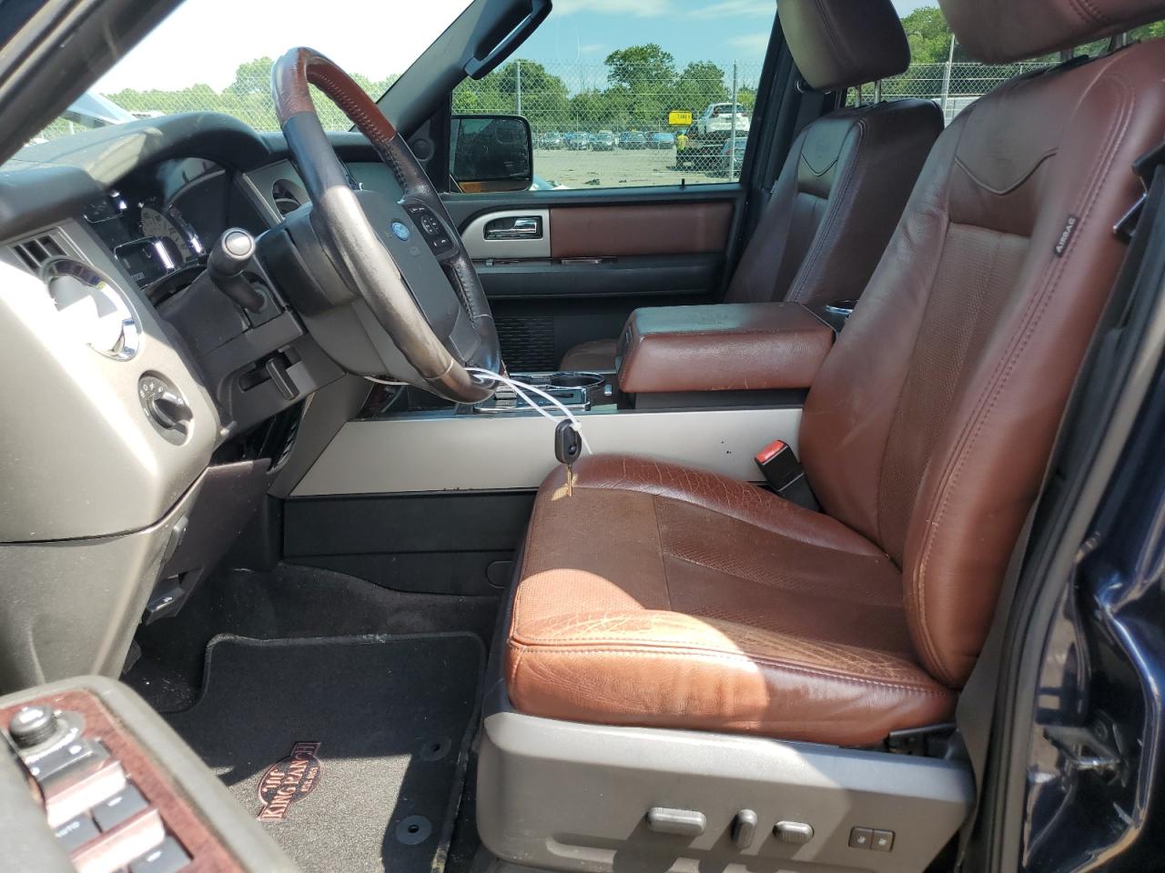 1FMJU1J55EEF61437 2014 Ford Expedition Xlt