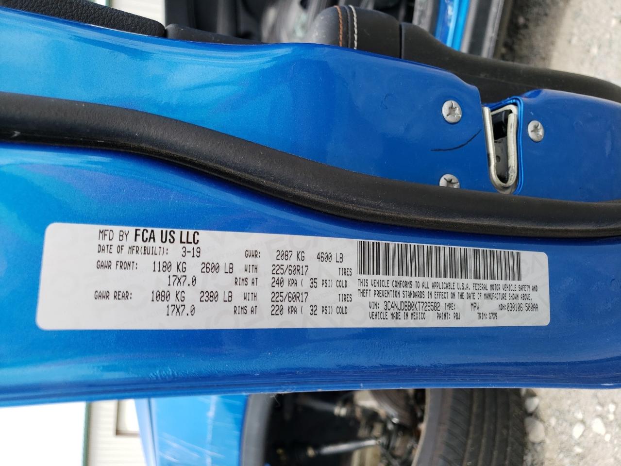 3C4NJDBB0KT729582 2019 Jeep Compass Latitude