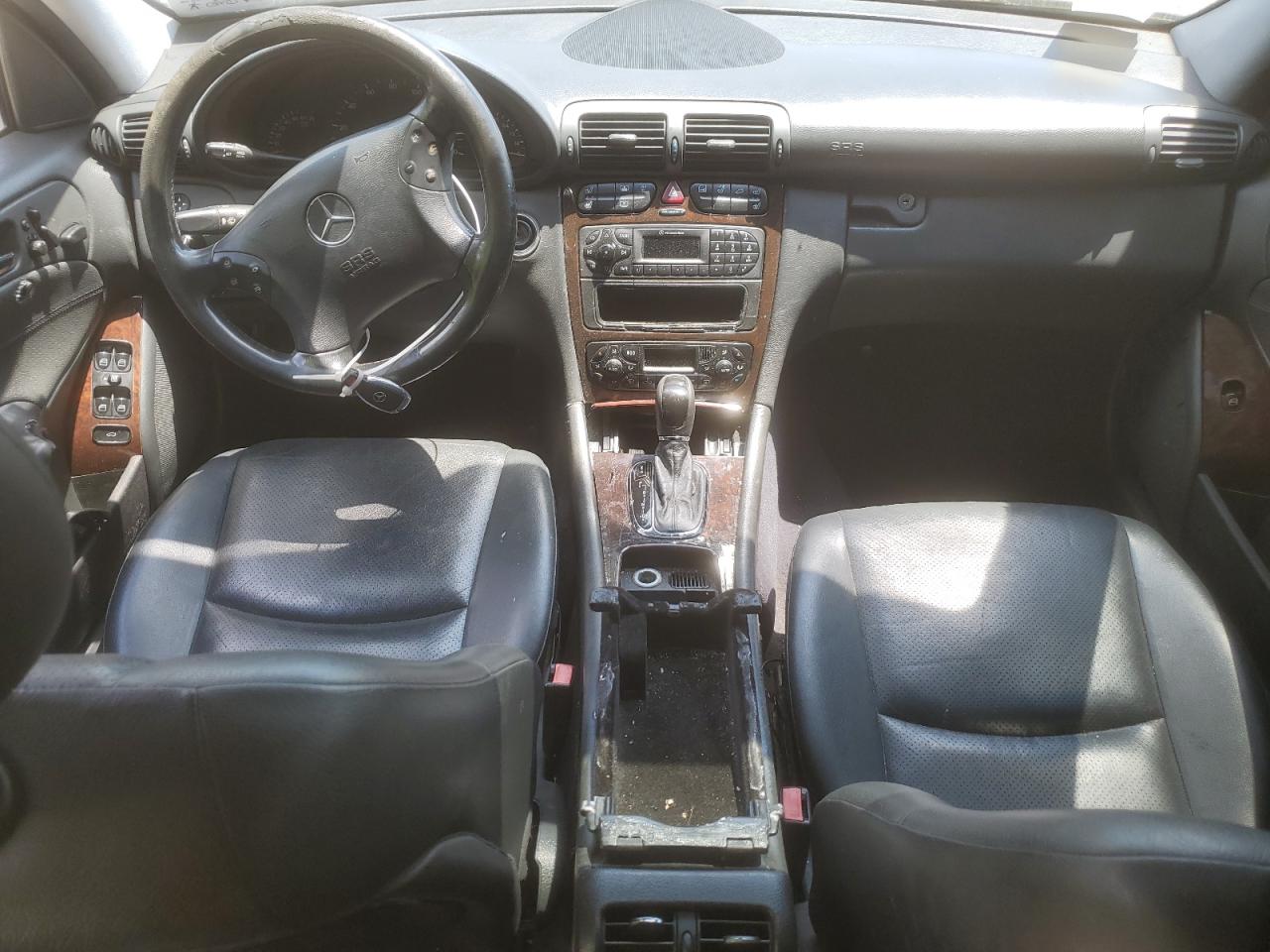 WDBRF84J44F538483 2004 Mercedes-Benz C 320 4Matic