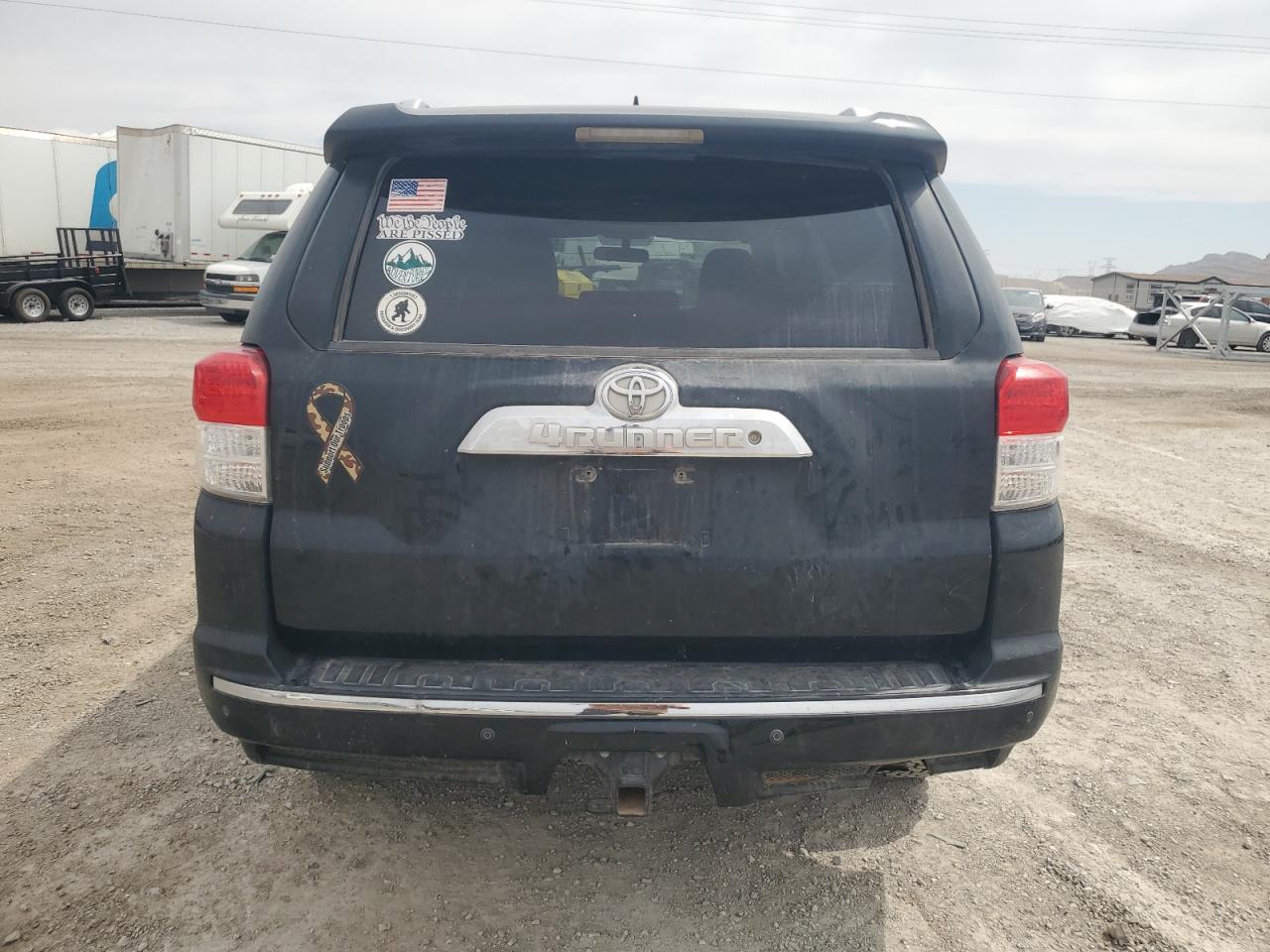 JTEZU5JR6C5040172 2012 Toyota 4Runner Sr5