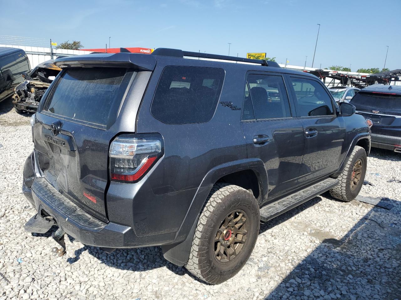 Lot #2926357457 2022 TOYOTA 4RUNNER SR