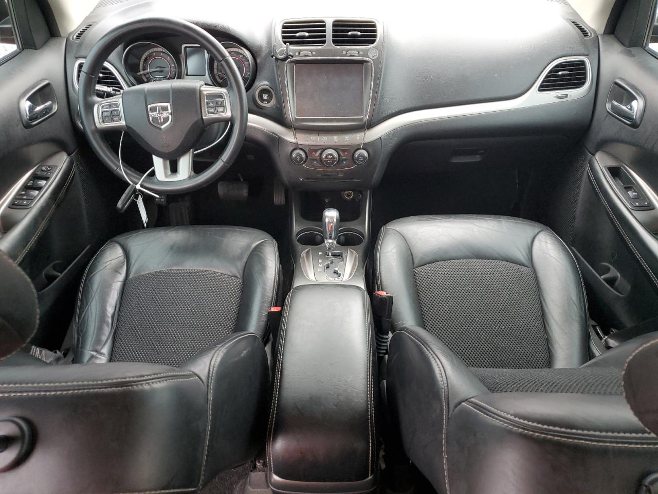 3C4PDCGGXJT379276 2018 Dodge Journey Crossroad