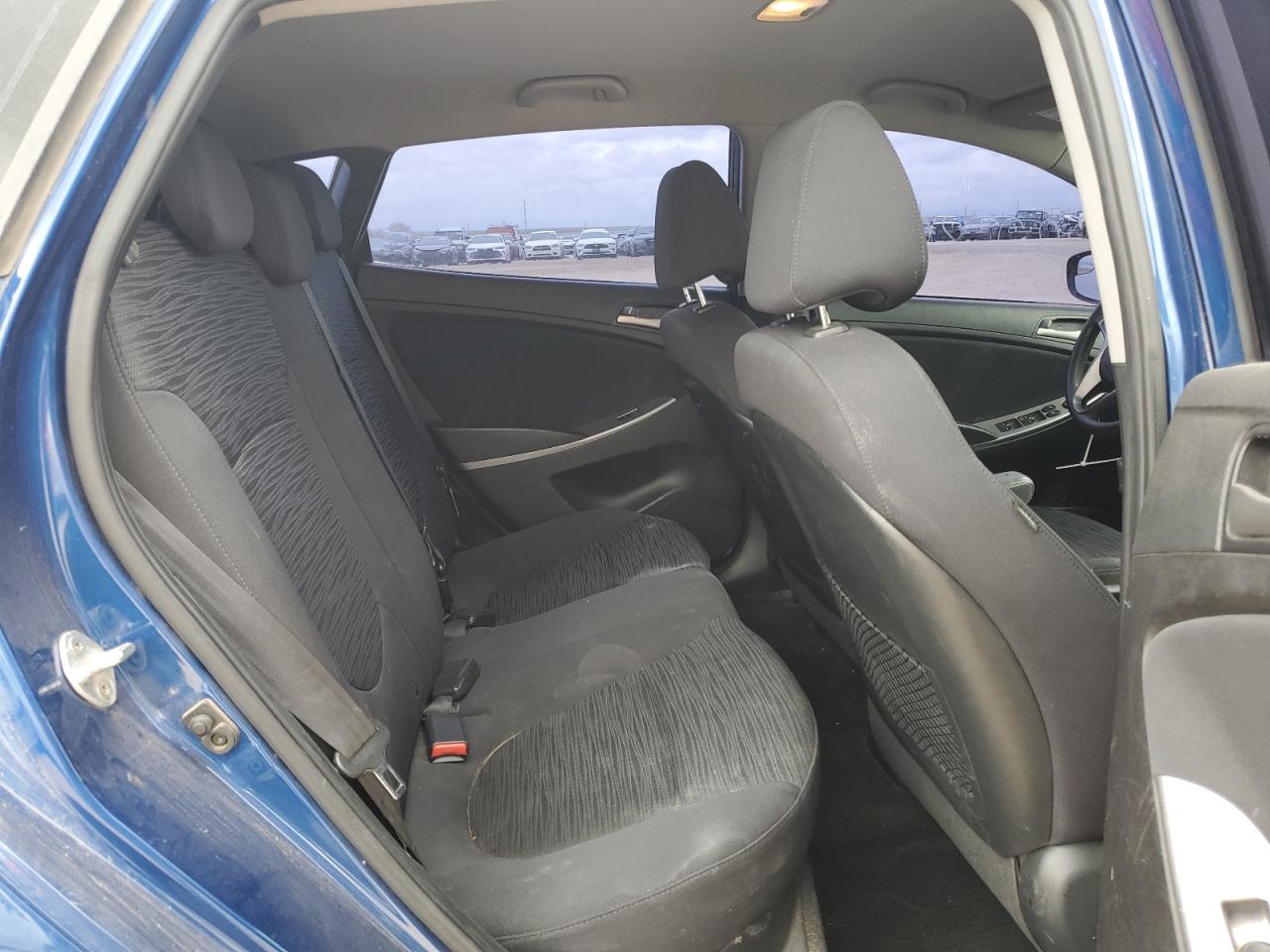 KMHCT5AE7GU265671 2016 Hyundai Accent Se