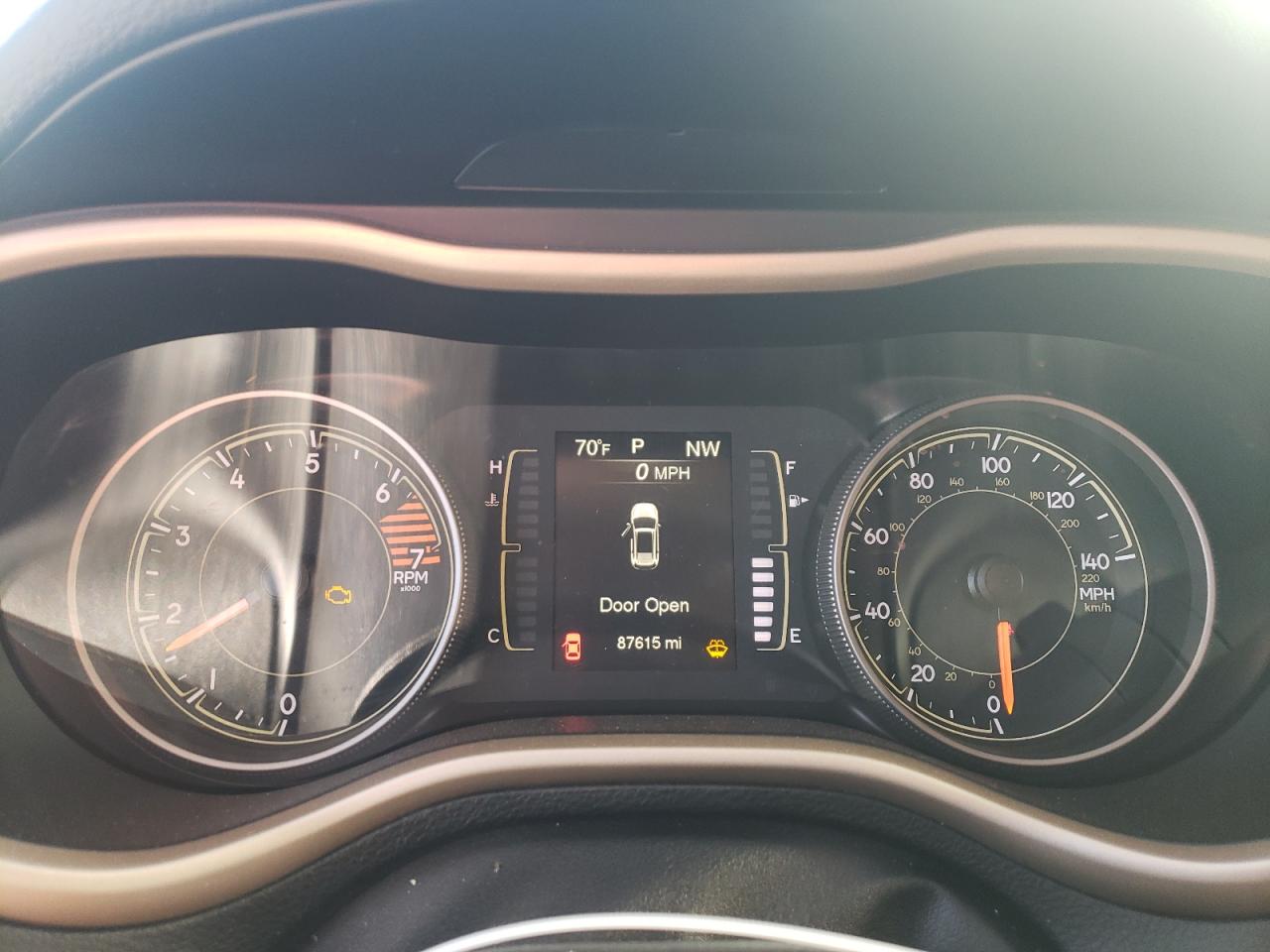 1C4PJMCB2HW639568 2017 Jeep Cherokee Latitude