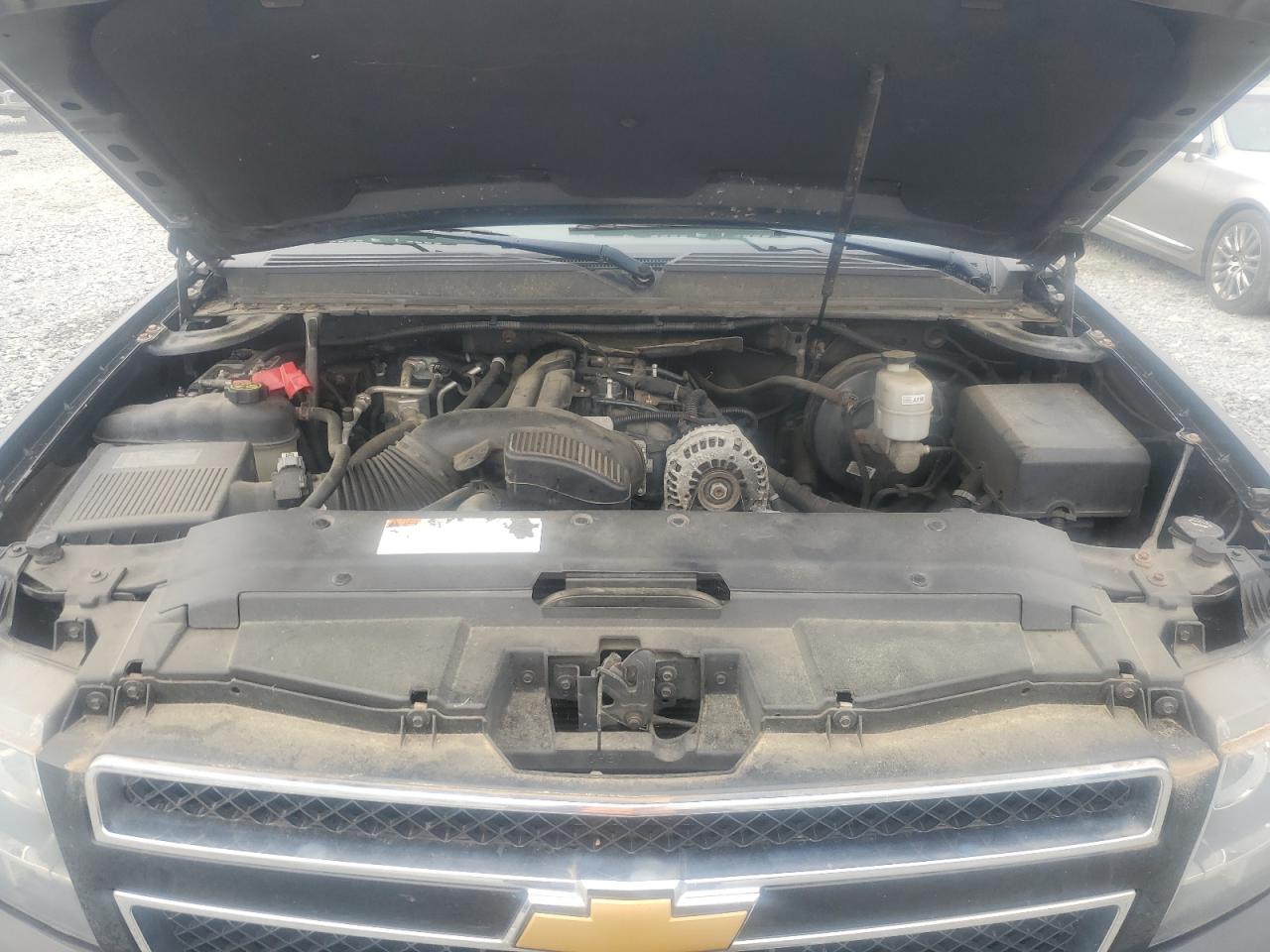 1GNSKBE06DR180973 2013 Chevrolet Tahoe K1500 Lt