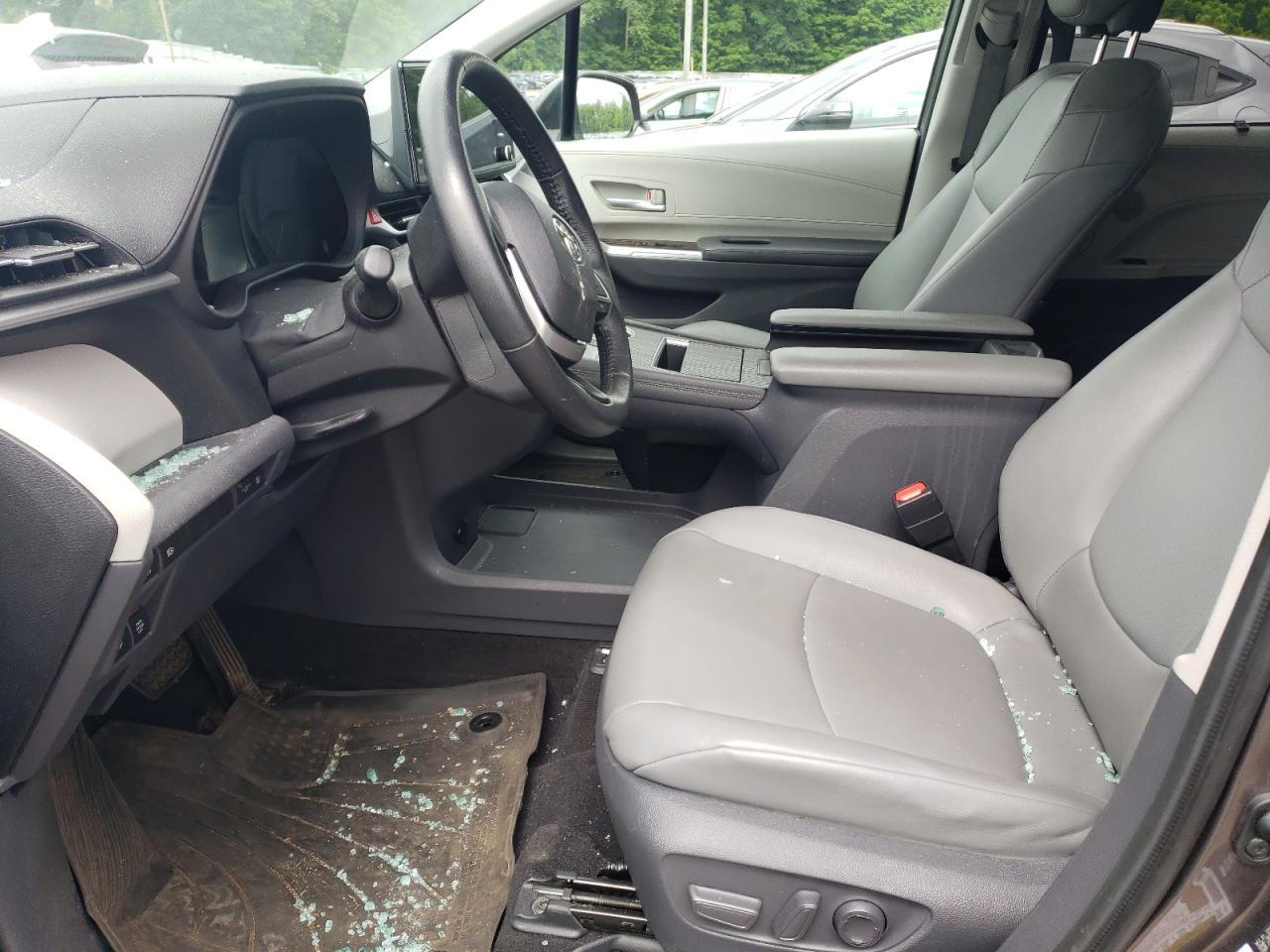 5TDYSKFC9MS040347 2021 Toyota Sienna Xle