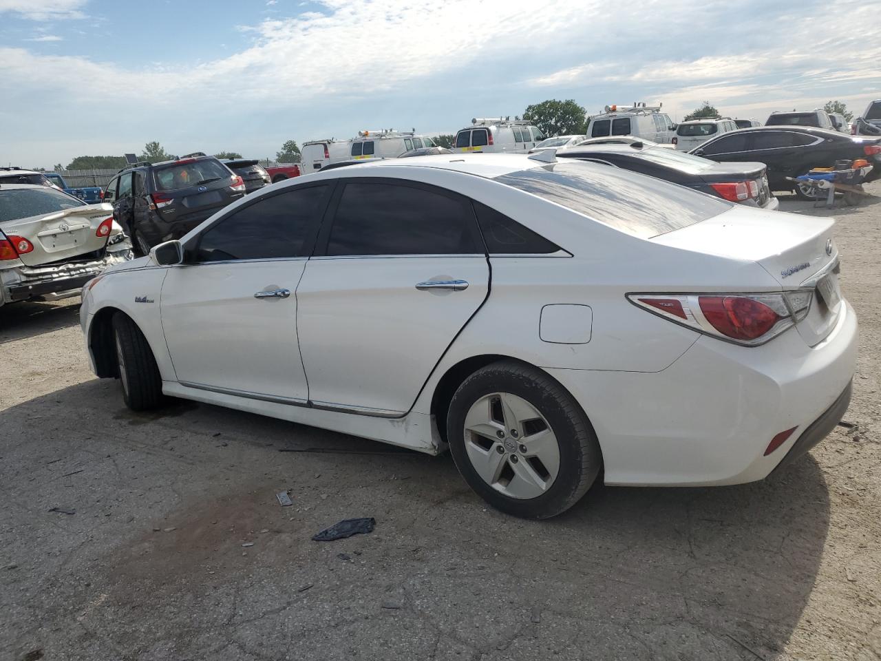 2012 Hyundai Sonata Hybrid vin: KMHEC4A43CA025961