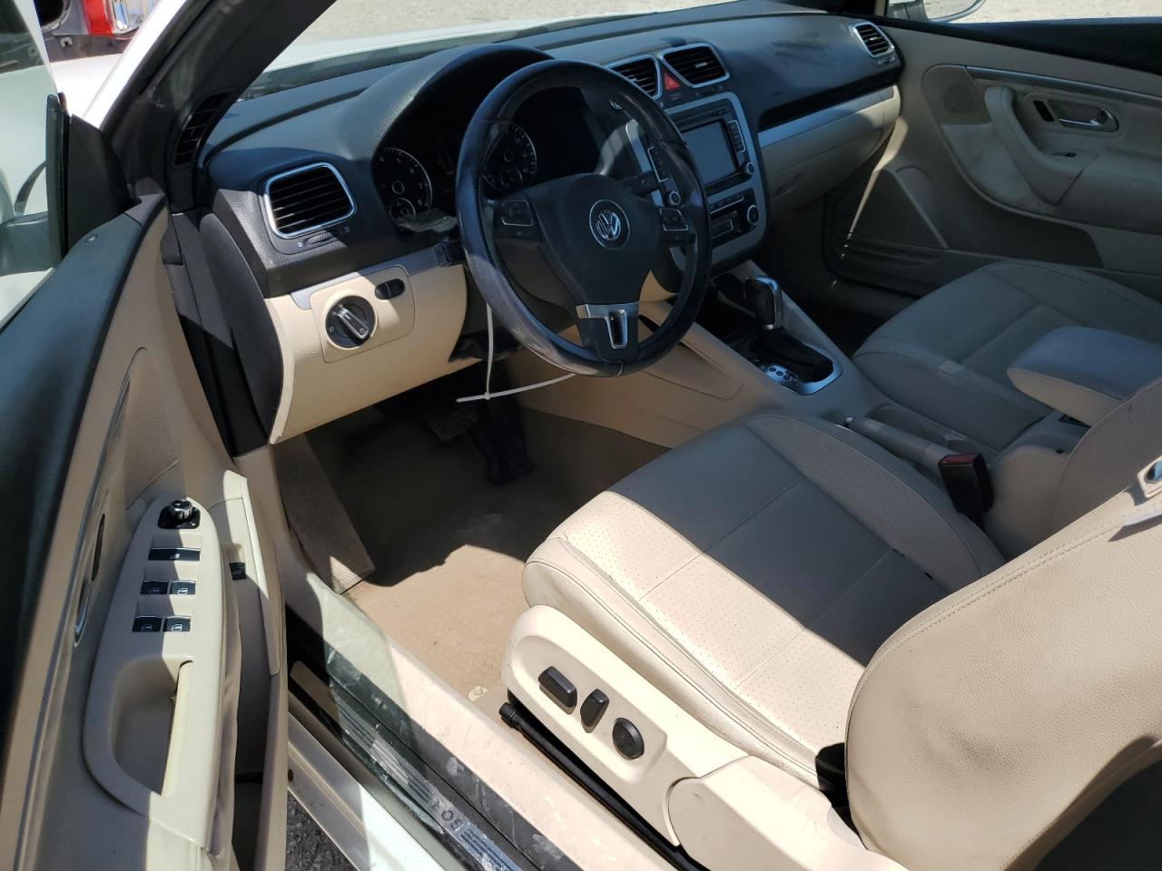 WVWBW7AH2CV007673 2012 Volkswagen Eos Komfort