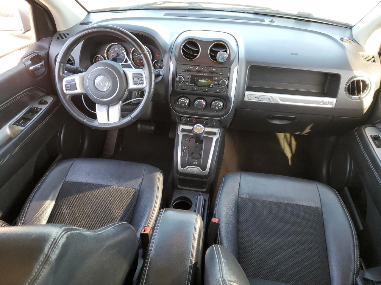 1C4NJCEA4GD648370 2016 Jeep Compass Latitude
